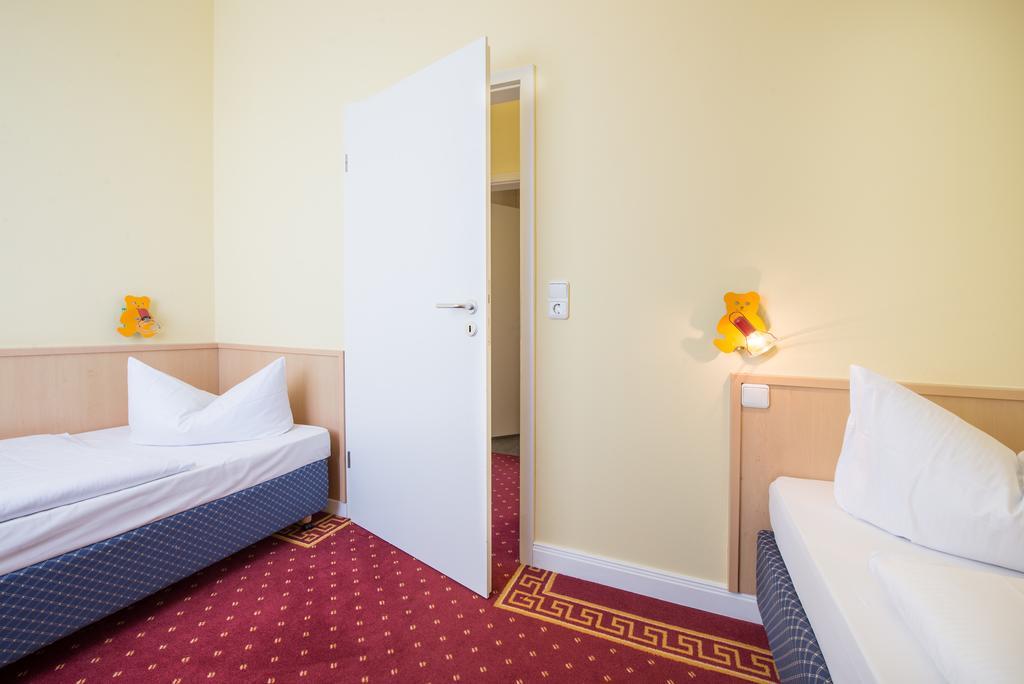 Aparthotel Kuehlungsborn, Villa Am Konzertgarten Bagian luar foto