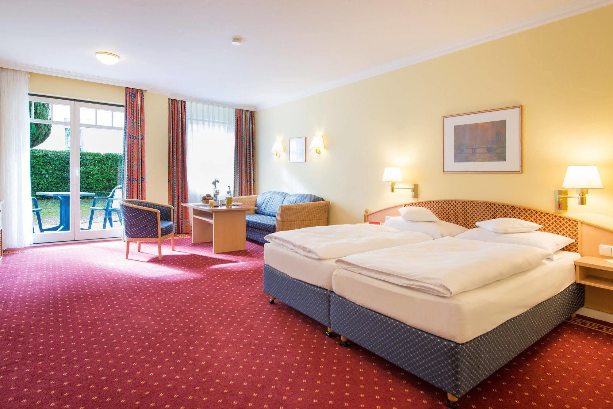 Aparthotel Kuehlungsborn, Villa Am Konzertgarten Bagian luar foto
