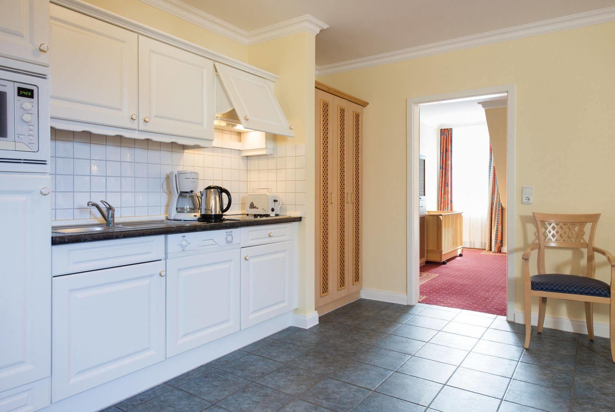 Aparthotel Kuehlungsborn, Villa Am Konzertgarten Bagian luar foto