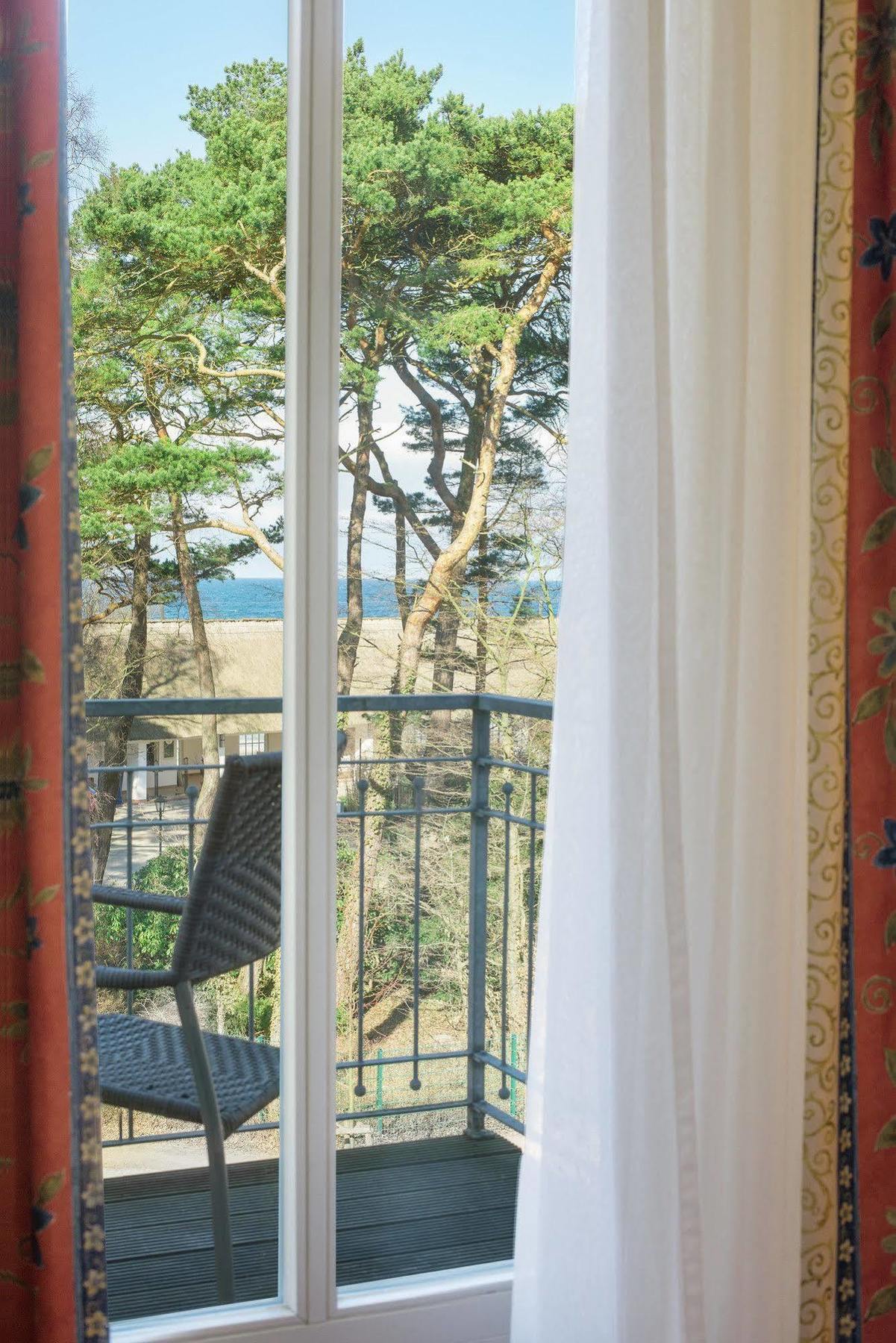 Aparthotel Kuehlungsborn, Villa Am Konzertgarten Bagian luar foto