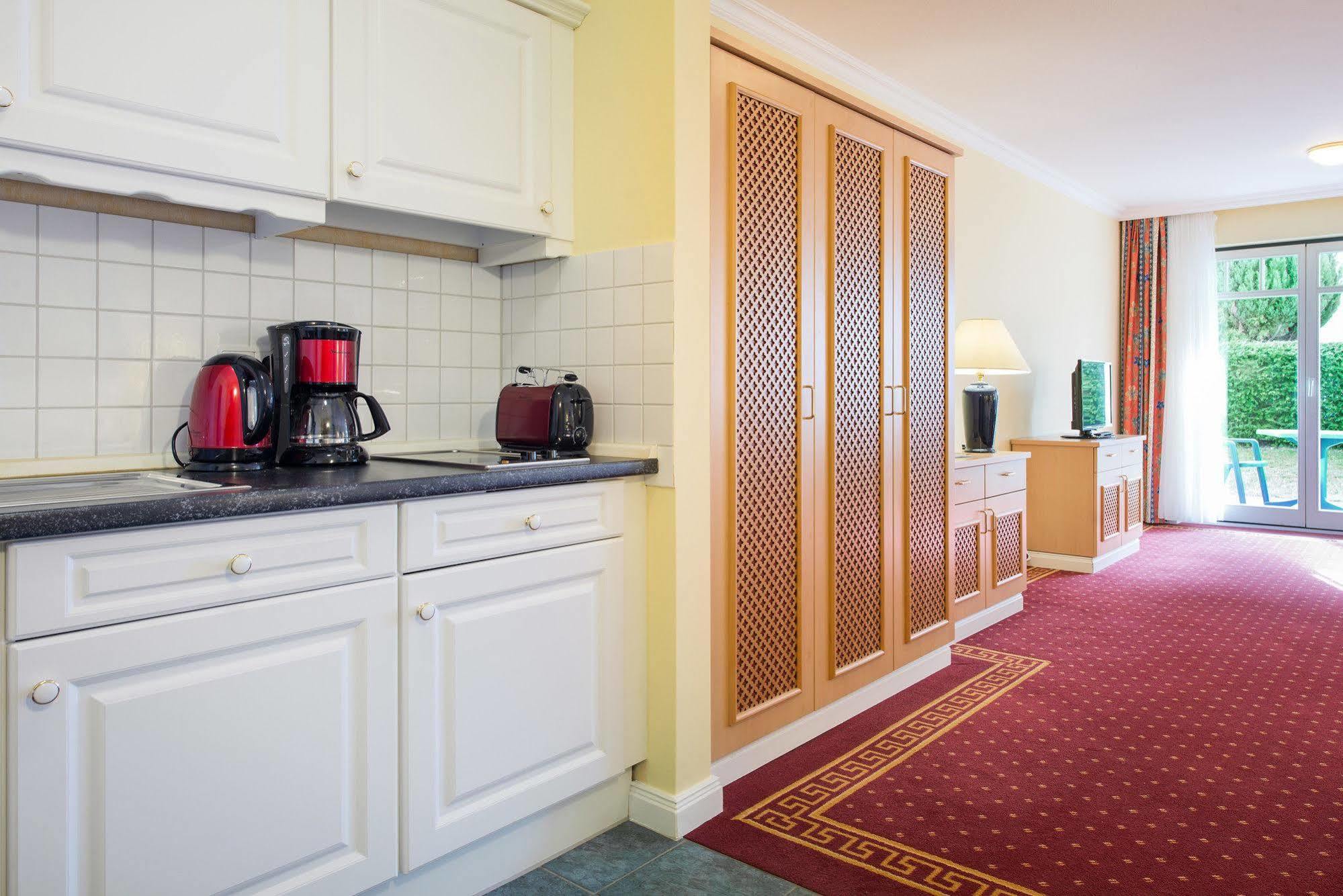 Aparthotel Kuehlungsborn, Villa Am Konzertgarten Bagian luar foto